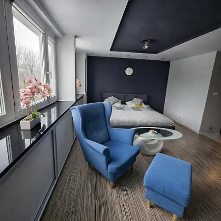 アパート Black & White Komfortowe 2 Km Od Centrum *