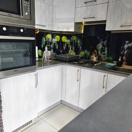 アパート Black & White Komfortowe 2 Km Od Centrum